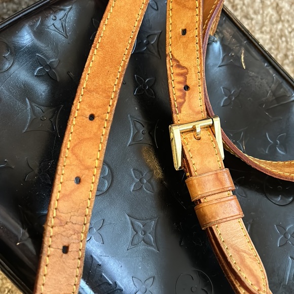 Louis Vuitton Vernis Backpack - Picture 7 of 9